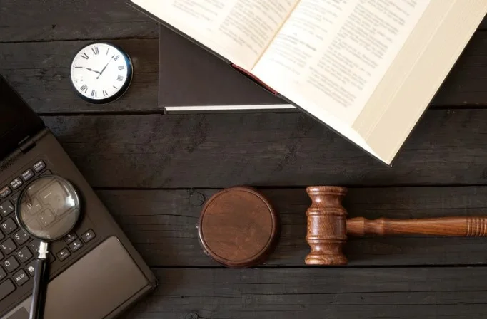 ⚖️ Borçlar Hukukunda Aşırı Yararlanma (Gabin) Nedir? (TBK m. 28)